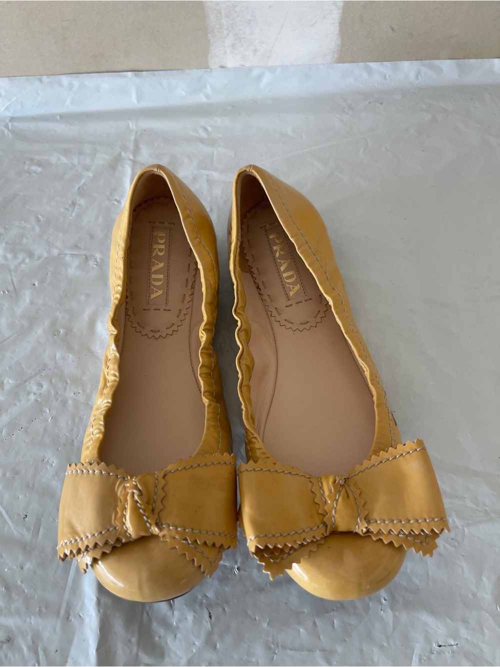 Prada Mustard Yellow Leather Bow Flats 37 - Picture 1 of 6